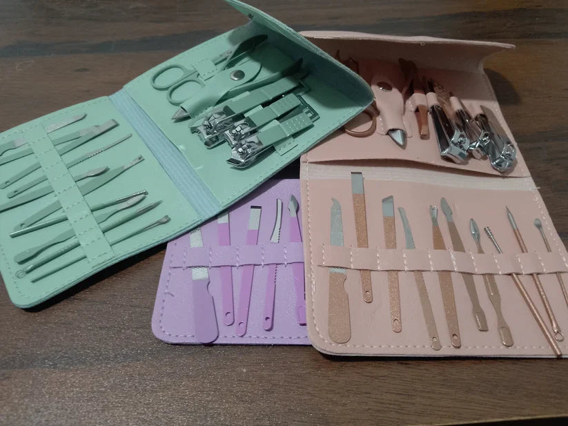 Nail Clipper Manicure Pedicure Set With Leather Case (Premium Quality)